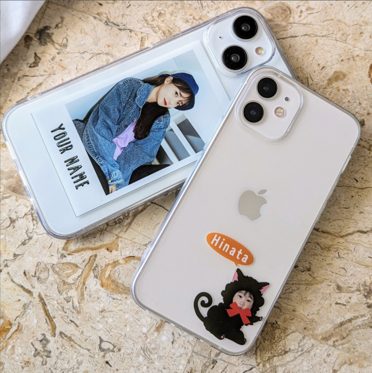 ポラロイド風写真と「Hinata」猫スタンプを使ったオリジナルスマホケースの使用例